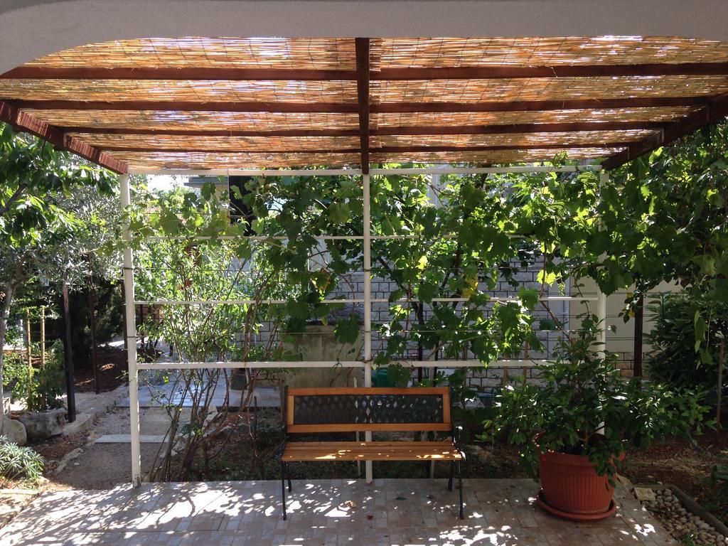 Apartment And Studio Jelusic Pinezići 部屋 写真