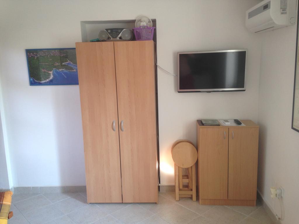 Apartment And Studio Jelusic Pinezići 部屋 写真